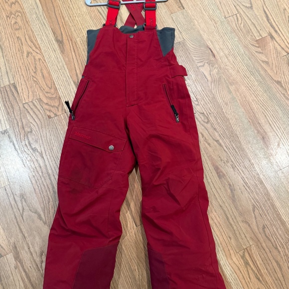 Red Marmot Kids size small snow bib and jacket set - Picture 2 of 2